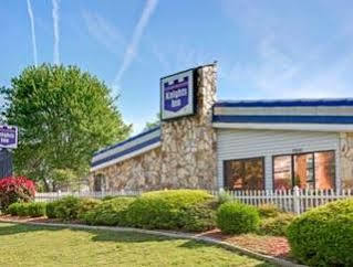 פיינוויל Knights Inn Charlotte South מראה חיצוני תמונה